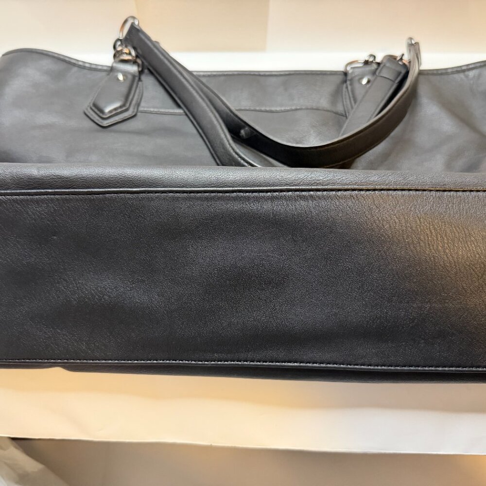 Simply Vera Black Shoulder Bag – Chain Strap Detail - Picture 8 of 9